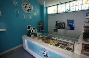 Muuuak Frozen Yogurt food