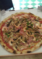 Pizzeria O' Sole Mio food