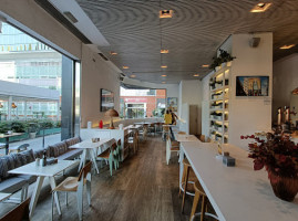 Lateral food