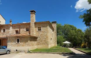 Hosteria De Canete outside