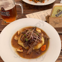 Radniční Restaurace A Pivotéka Comida