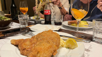 Krystal Bistro Comida