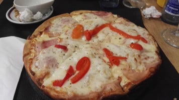 Pizzeria El Molino food