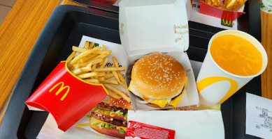 Mcdonald's Gran Sur food