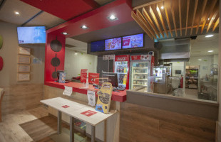 Telepizza Carrer Nou inside