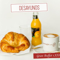 Gran Buffet S.xxi food