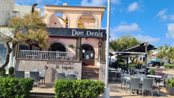 Don Denis inside