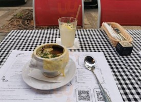 Krystal Bistro Comida