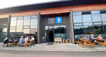 Askur Pizzeria Exterior