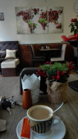 O Noso CafÉ inside
