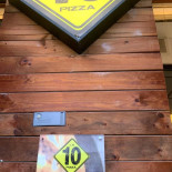 La 10 Pizza menu