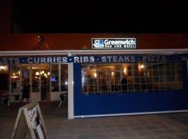 The Greenwich Grill outside