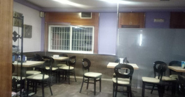 Cafe Sandianes inside