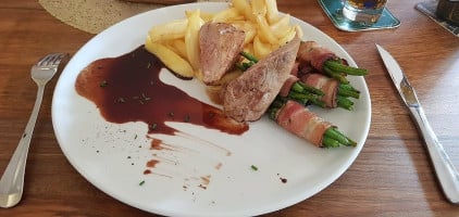 Ježkova Bašta food