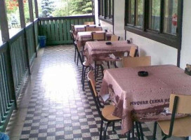 Obcerstveni U Zraloka Dentro