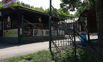 Obcerstveni U Zraloka Exterior