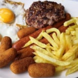 Cafetería Invictus Food