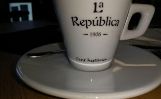 La República 1906 drink