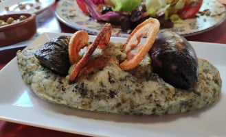 Picot Negre food