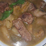 Cervecería Vargas food