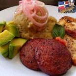 Cervecería Vargas food