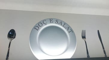 Doc E Salat drink