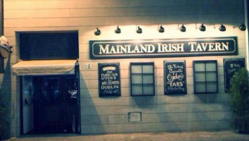 Mainland Irish Tabern outside