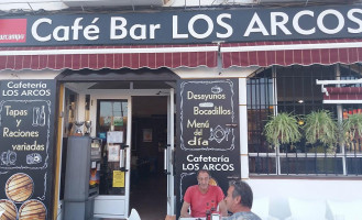 Cafetería Los Arcos outside