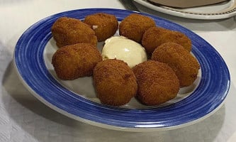 Los Junquitos Mi Merced food
