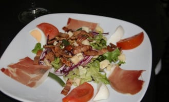Tielo Mediterranean food