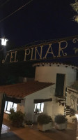 El Pinar outside