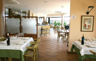 Aravell Golf Club inside