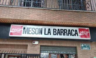 La Barraca outside