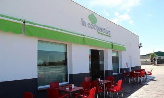 Cafetería La Cooperativa outside