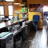 Mesón Entrepinos inside