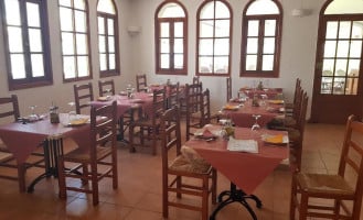 Menorca Curry House (india Spice) inside