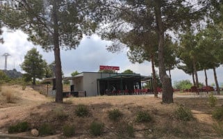 El Planell outside
