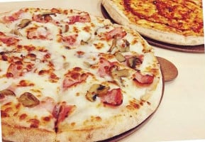 Telepizza La Pobla De Farnals Pizza Y Comida A Domicilio food