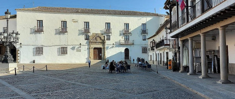 Pizzería Mayor outside