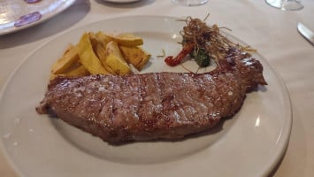 Asador La Mecedora De La Abuela food