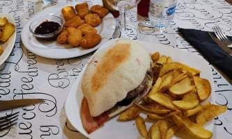 Hamburguesería Taberna Marpi food