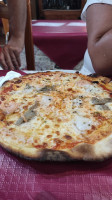 La Mia Pizza food