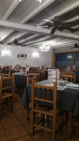 Meson San Rafael inside