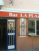 La Plaza outside