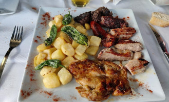 Grifos Beer House Garden food