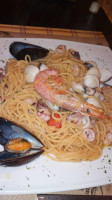 Pizzeria Il Tramonto Da Massimiliano food