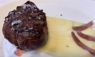 La Porticada food