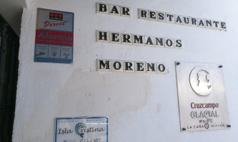 Hermanos Moreno menu