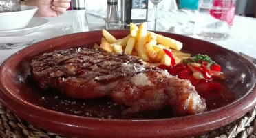 El Charco food