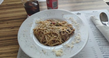 Piccolo Mondo food